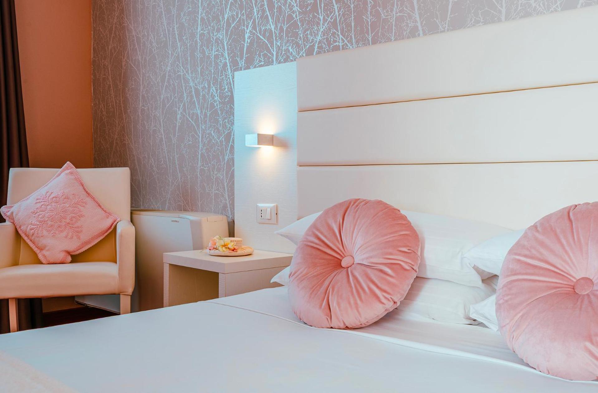 Hotel Formula Int. & Puravita Spa Rosolina Bagian luar foto