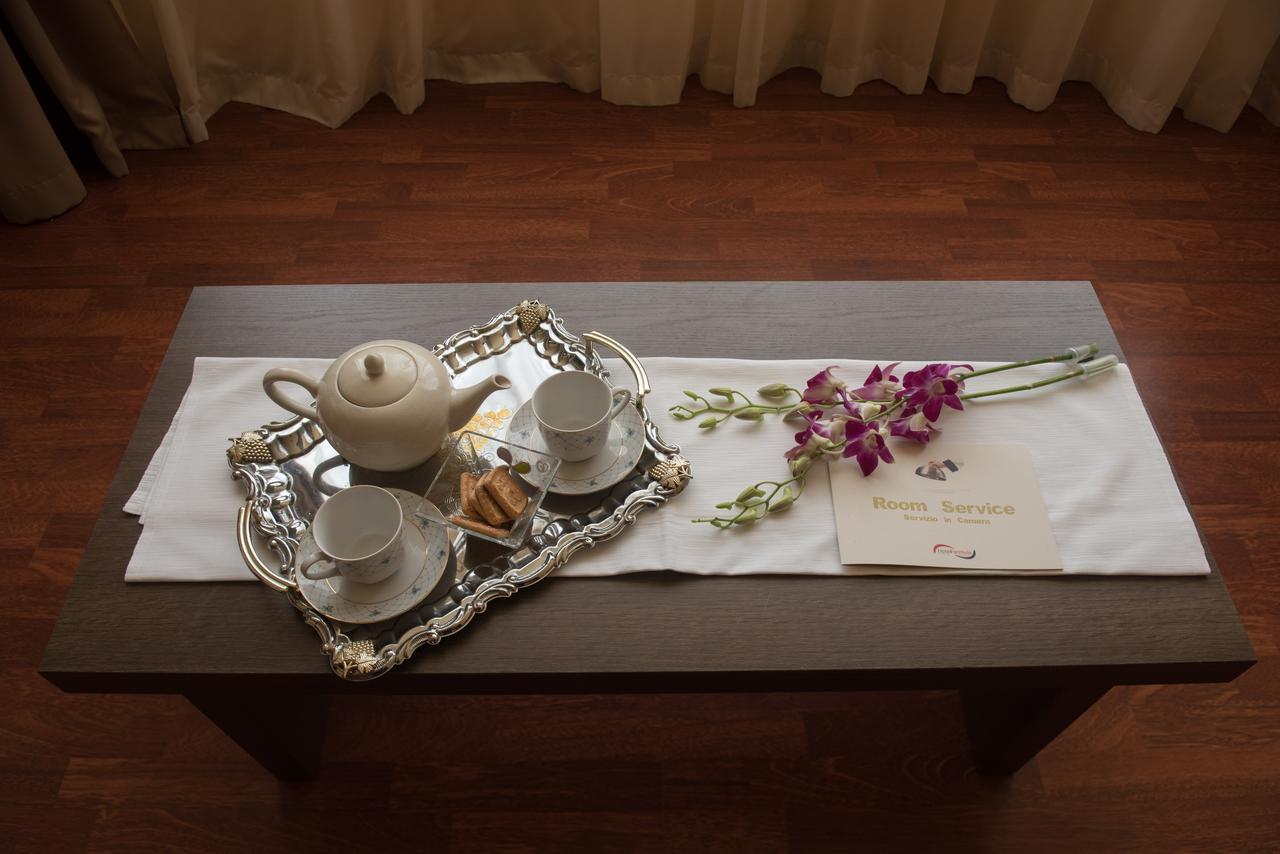 Hotel Formula Int. & Puravita Spa Rosolina Bagian luar foto