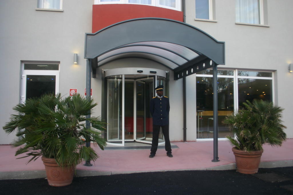Hotel Formula Int. & Puravita Spa Rosolina Bagian luar foto